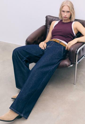 Клешеные джинсы