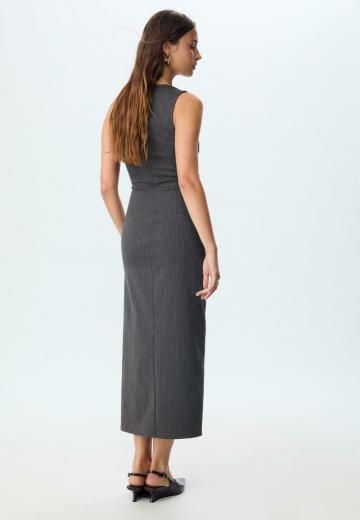 Платье футляр