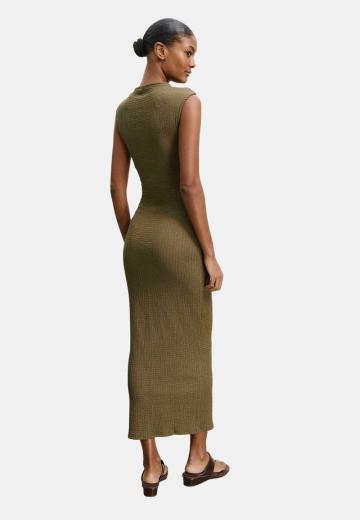 Платье футляр