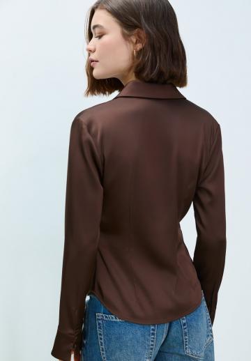 Атласная блузка