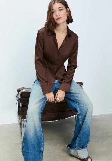 Атласная блузка