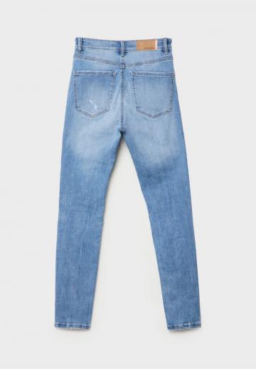 Короткие джинсы