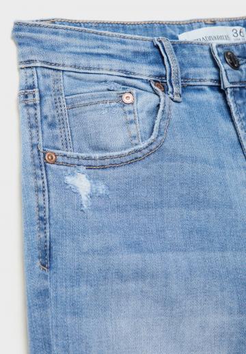 Короткие джинсы