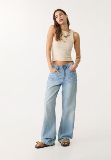 Прямые джинсы