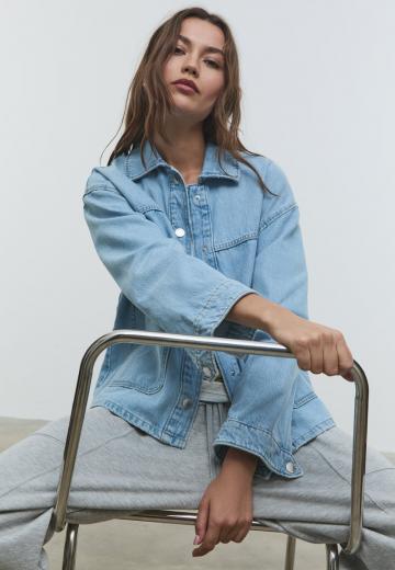 Джинсовая куртка