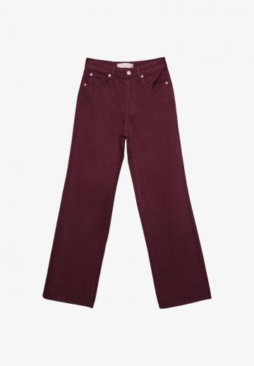 Прямые джинсы