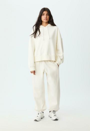 Пуловер с капюшоном