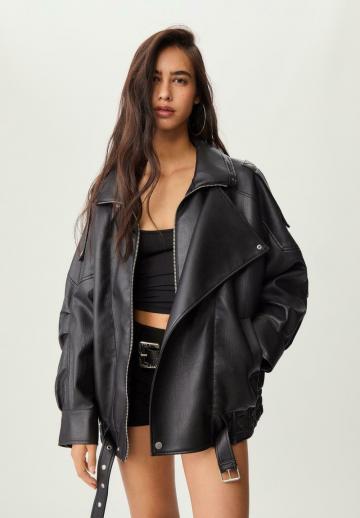 Короткое пальто