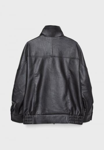 Короткое пальто