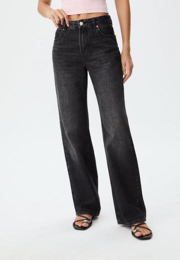 Свободные джинсы