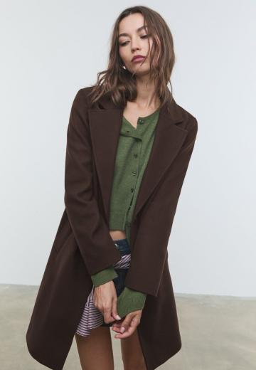 Короткое пальто