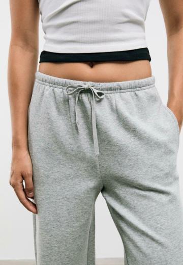 Спортивные штаны