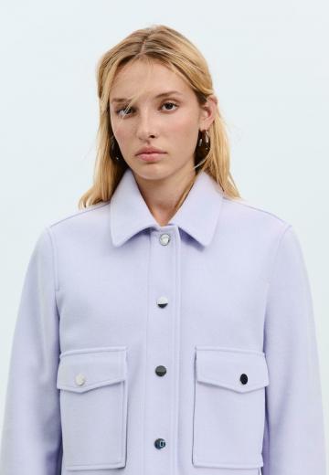 Куртка с накладнымит карманами