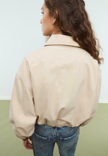 Короткая куртка