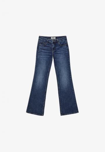 Клешеные джинсы