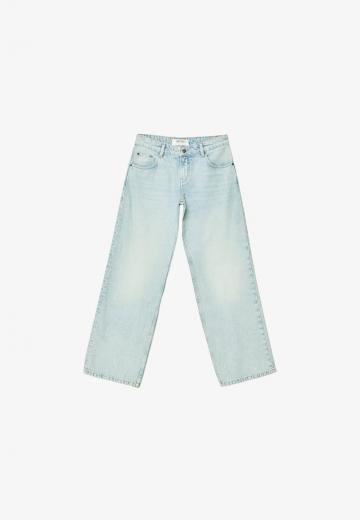 Свободные джинсы