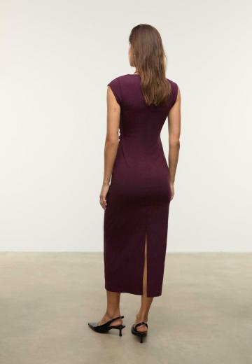 Платье футляр