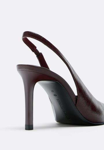 Туфли на высоком каблуке