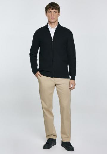 Вязаная кофта