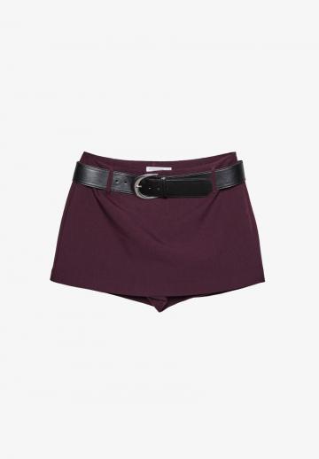 Юбка с накладными карманами