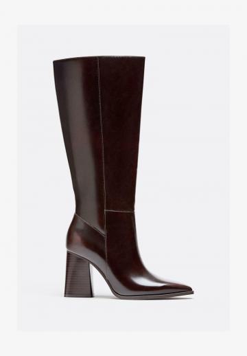 Высокие сапоги