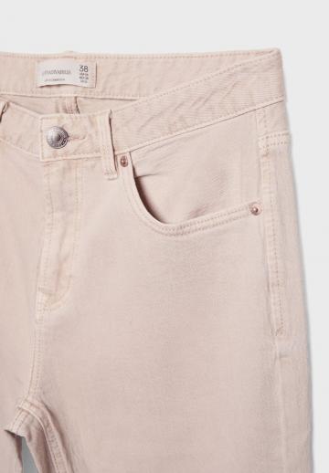 Прямые джинсы