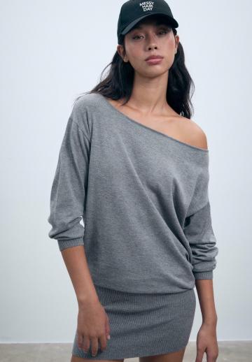 Вязаное платье