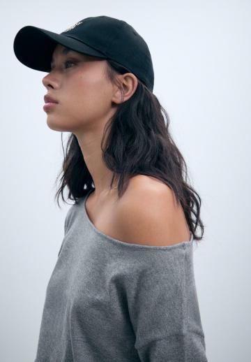 Вязаное платье