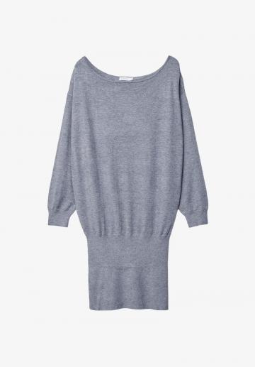 Вязаное платье