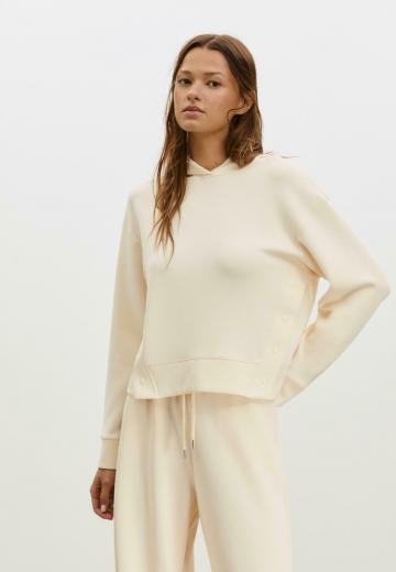 Пуловер с капюшоном