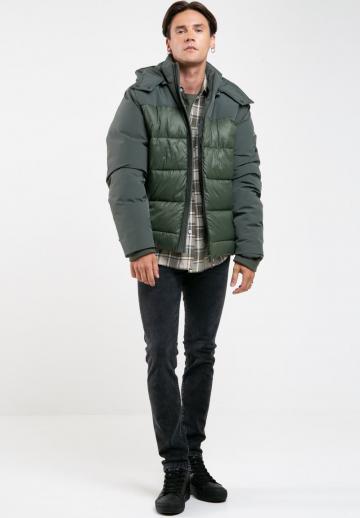 Узкие джинсы