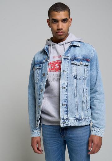 Джинсовая куртка