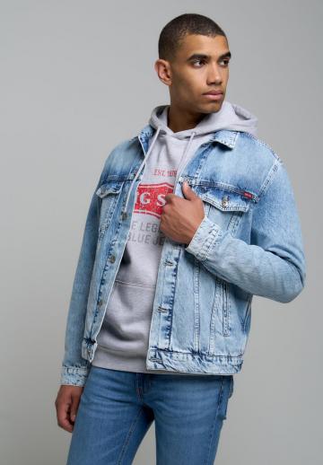 Джинсовая куртка