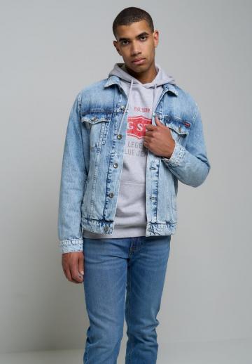 Джинсовая куртка