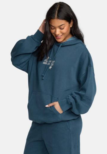 Пуловер с капюшоном