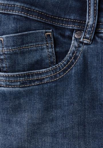 Свободные джинсы