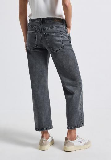 Джинсы