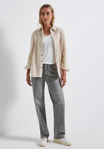 Прямые джинсы