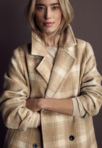 Шерстяное пальто