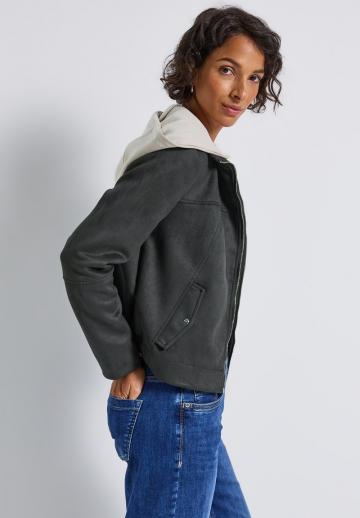 Кожаная куртка