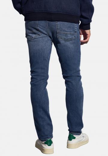 Узкие джинсы