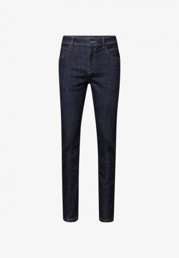 Узкие джинсы