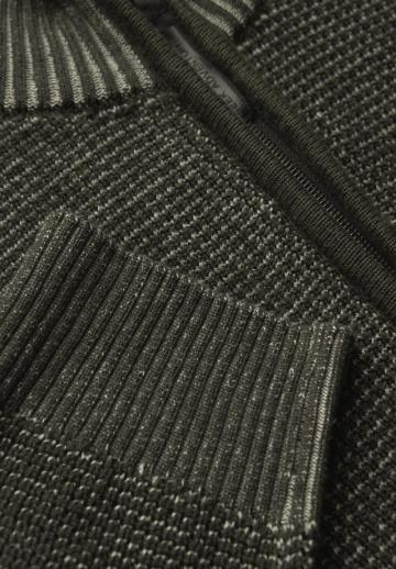 Вязаная кофта