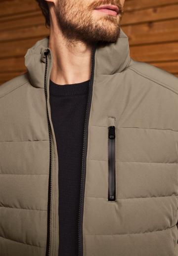 Зимняя куртка