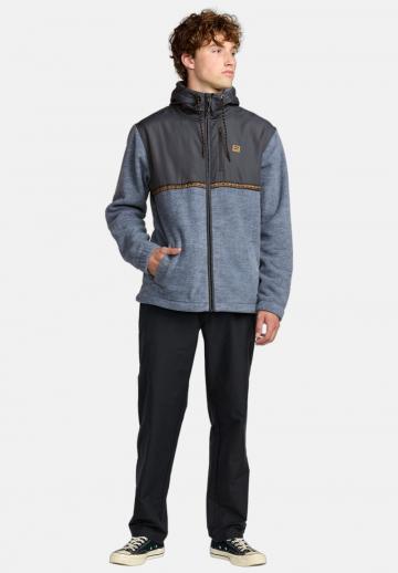 Спортивная толстовка