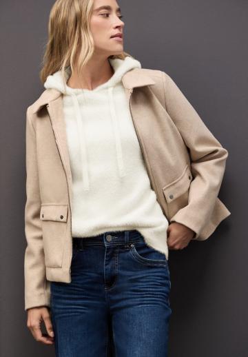 Пуловер с капюшоном