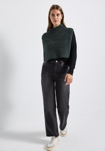 Короткая куртка