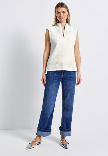 Пуловер без рукавов