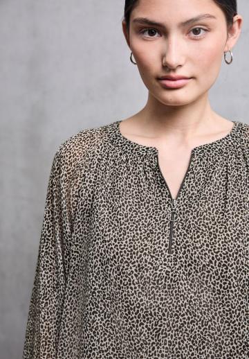 Шифоновая блузка