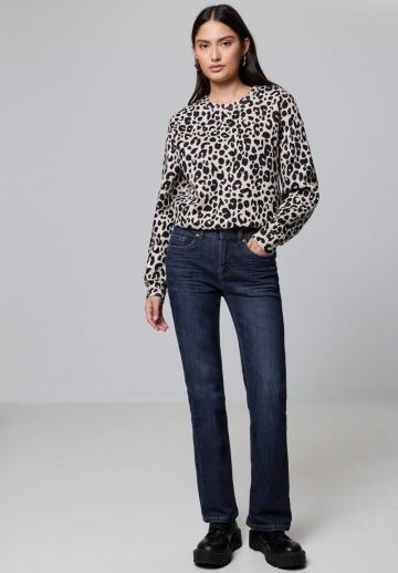 Клешеные брюки